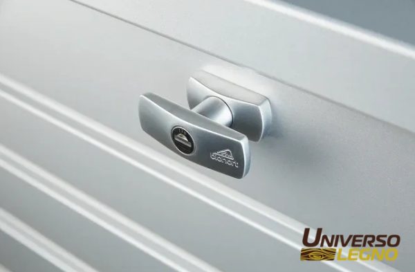 Baule-da-esterno-metallo-Universo-Legno6