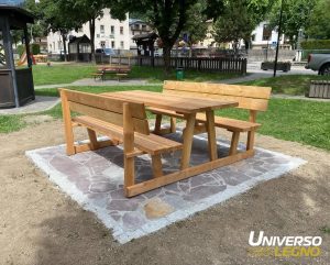 Tavolo-panche-schienale-Larice-Monoblocco-Universo-Legno-certificato-pefc-Trentino5 Tavolo con panche RENDENA in Larice naturale